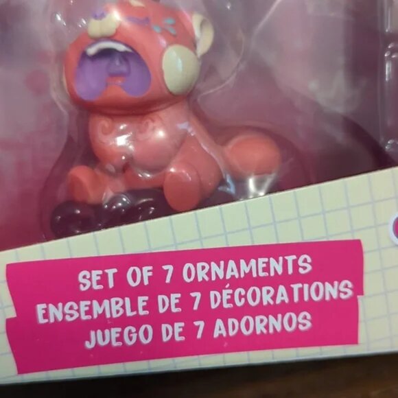 Disney Parks Turning Red Ornament Set Brand New - Picture 7 of 11